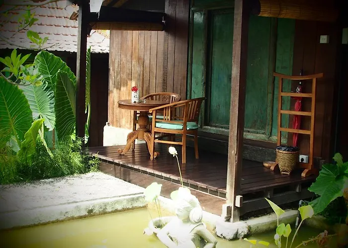 Joglo Taman Sari منتزه العطل 4*