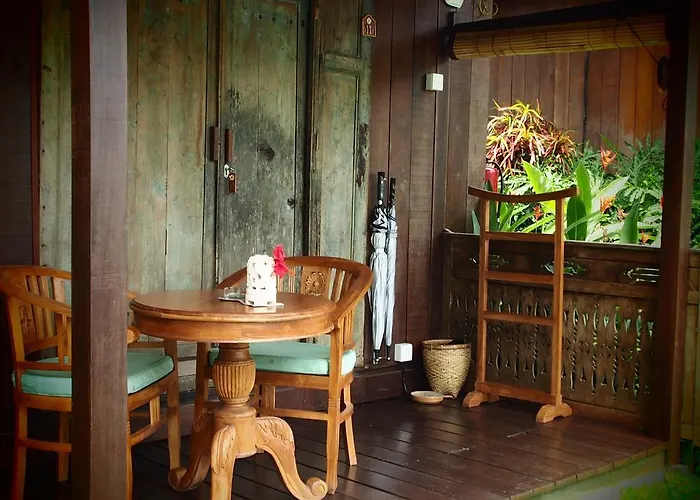 Joglo Taman Sari ホリデーパーク ウブド