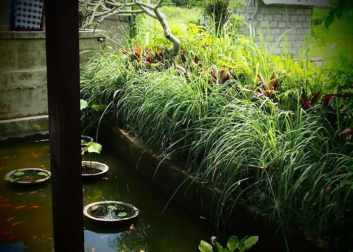 ホリデーパーク Joglo Taman Sari