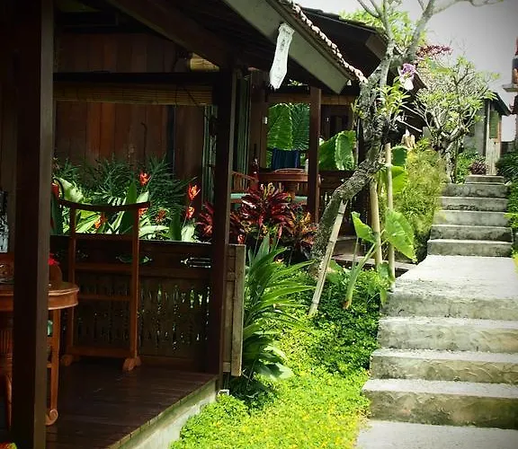Joglo Taman Sari 4* أوبود