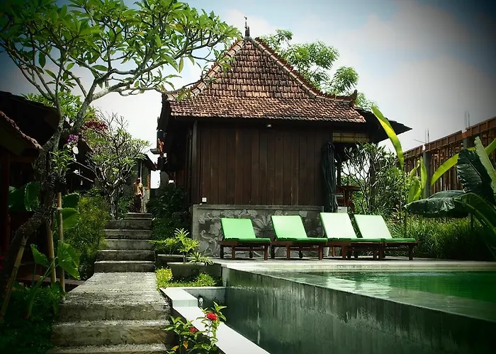 Joglo Taman Sari ホリデーパーク ウブド