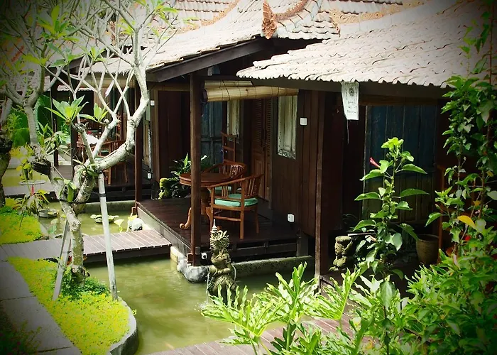 Joglo Taman Sari 4* ウブド