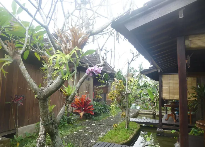 Joglo Taman Sari 4* ウブド