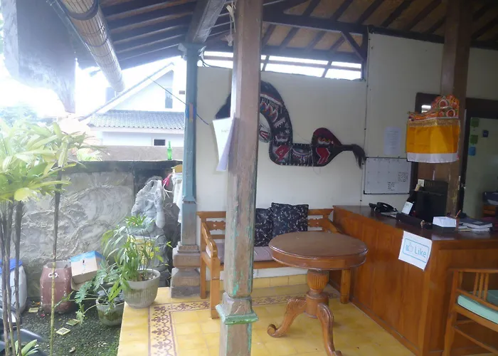 Joglo Taman Sari ホリデーパーク 4*